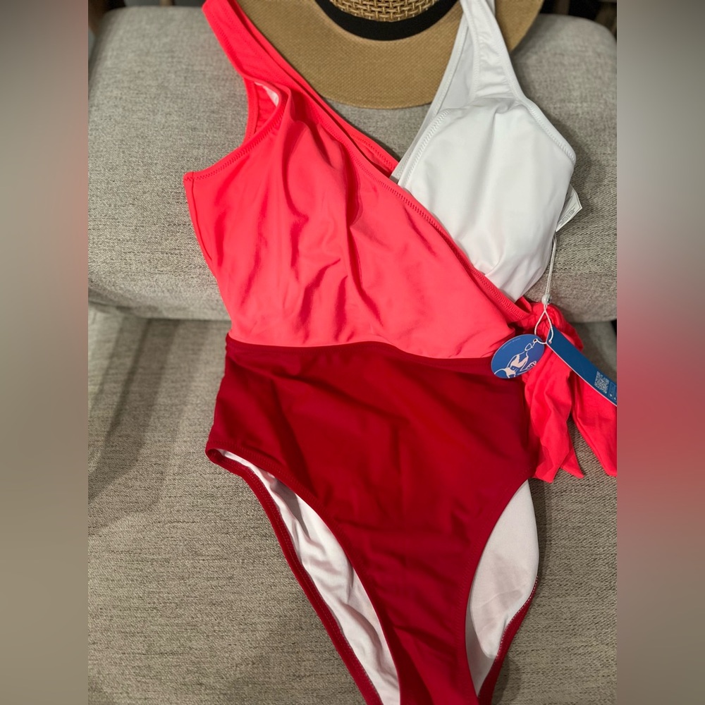 CUPSHE One Piece Swimsuit Wrap Color Block Tie Side Bathing Suit red/orange/whit